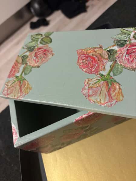 Handgjord Roslåda – Unik Smyckes- & Minnessakslåda