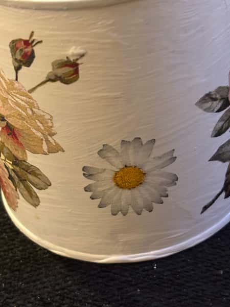 🌸 Vintage blomsterburk i metall – handgjord 🌸