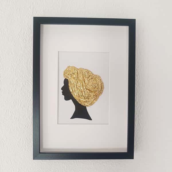 "My African Lady" – Handgjord Mixed Media-tavla i Svart Ram