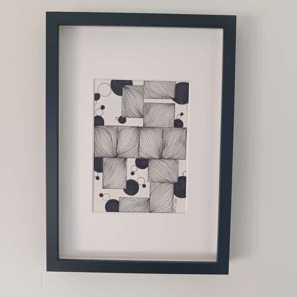 Cool Fineliner Art i Svart Ram - Shapez