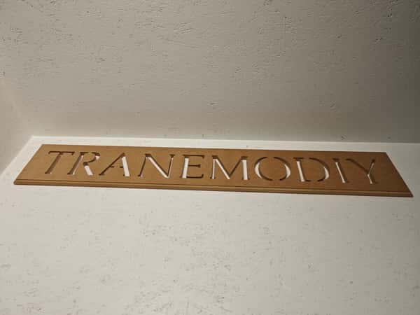 Fönsterbräda med personlig text