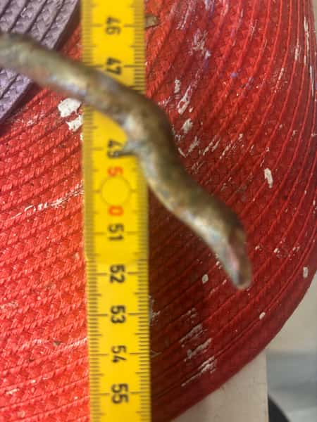 Trollhassel “trollspön” – lackade & hållbara naturpinnar