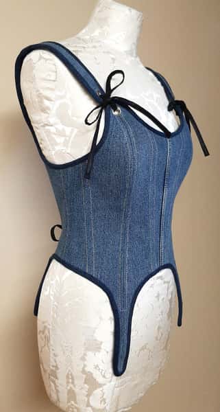 Isla Corset