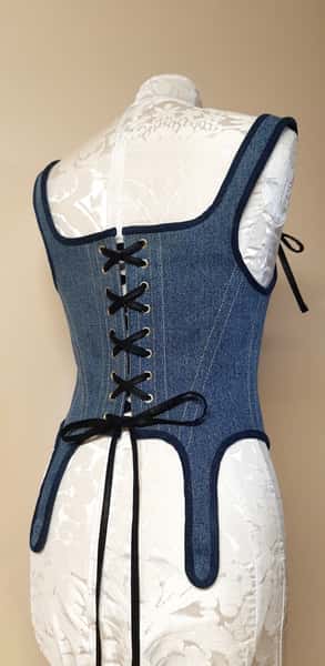 Isla Corset