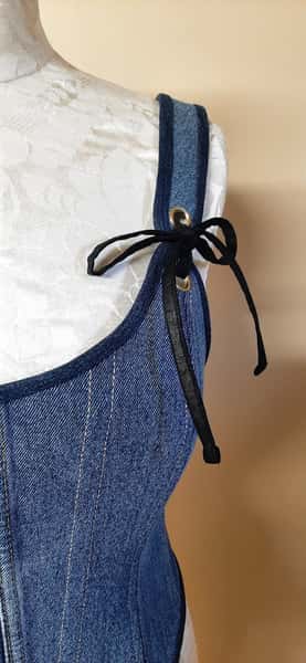 Isla Corset