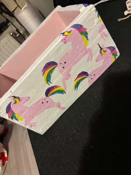 🦄 Handgjord förvaringslåda i spillvirke – Unicorn dröm