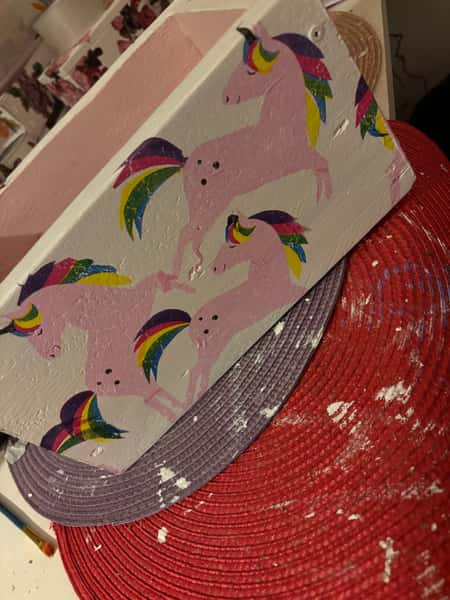 🦄 Handgjord förvaringslåda i spillvirke – Unicorn dröm