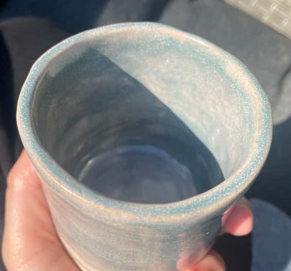Mugg i keramik stengods ljusblå